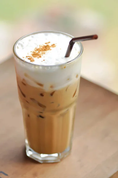 Iced coffee or hot cappuccino — Stock Photo, Image