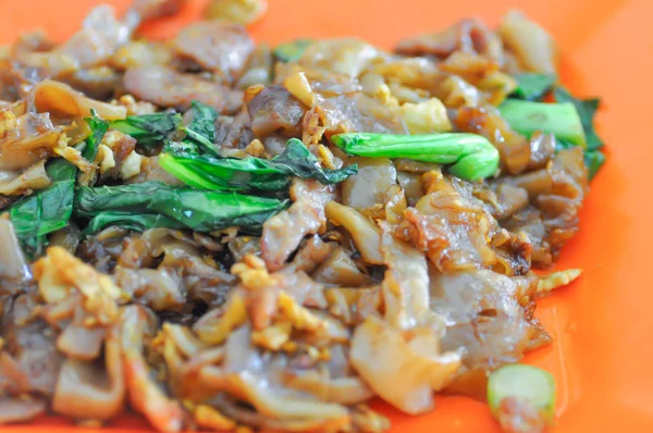 Tészta, vagy keverjük sült tésztával, thai étel — Stock Fotó