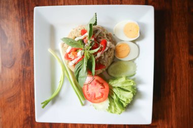 yeşil köri ve haşlanmış yumurta, Tayland gıda ile karıştırın-kızarmış pirinç