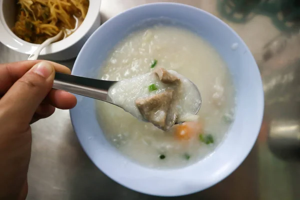 Rizs Kifáraszt, rizs zabkása, vagy congee — Stock Fotó