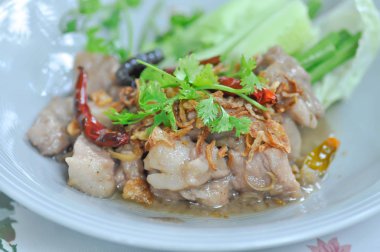 tavada domuz kaburgası, domuz kaburgası veya tavada kızartılmış domuz eti