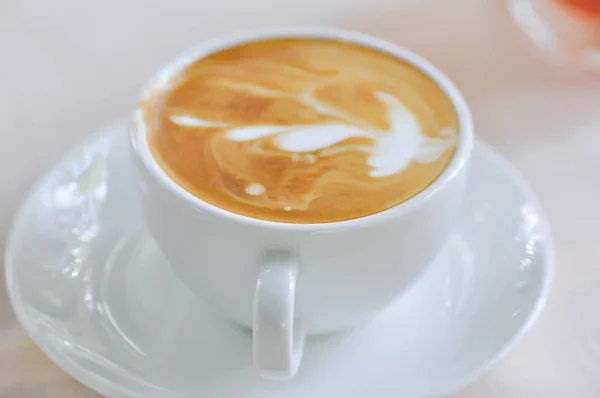 カプチーノ コーヒーまたはホット コーヒー — ストック写真