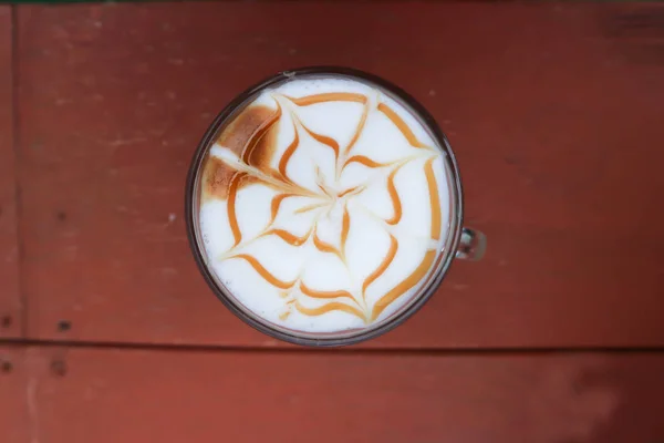 Kawa cappuccino lub karmelowa Kawa latte — Zdjęcie stockowe