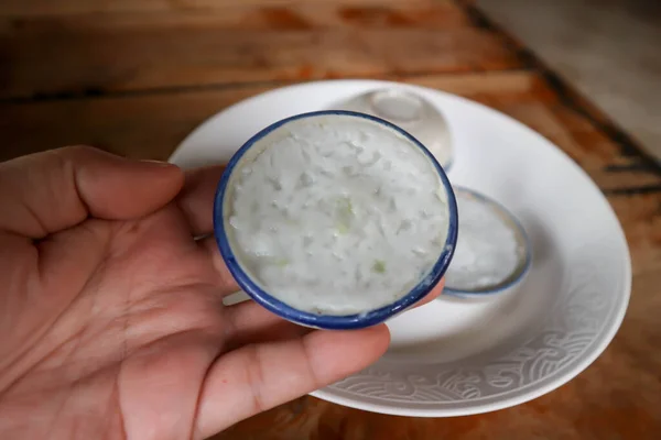 Natillas Postres Tailandeses Crema Leche Coco Una Pequeña Taza Porcelana —  Fotos de Stock