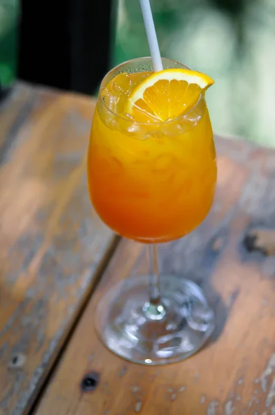 橙汁加橙汁 — 图库照片