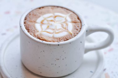 sıcak kahve, cappuccino kahve ya da latte kahve ya da sade beyaz ya da latte sanat hizmeti için.