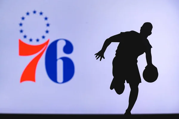 New York Usa Jun 2020 Philadelphia 76Ers Basketbalclublogo Silhouet Van — Stockfoto