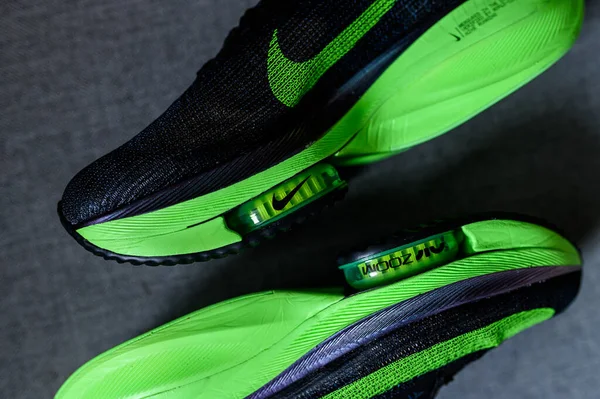 Rome Italien Juni 2020 Nike Löpskor Alphafly Nästa Kontroversiell Grön — Stockfoto