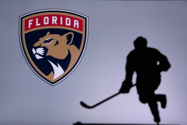TORONTO, Kanada, 17. Florida Panterleri Kavram fotoğrafı. Profesyonel NHL hokey oyuncusunun silueti