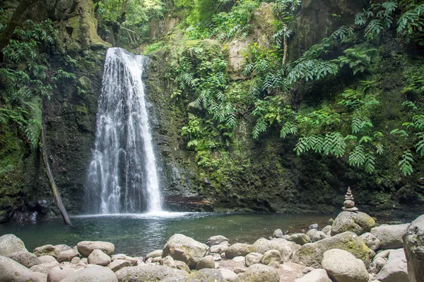 Spacer Odkryj Wodospad Prego Salto Wyspie Sao Miguel Azory Portugalia — Zdjęcie stockowe