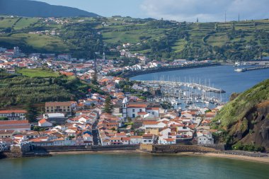 Azores takımadalarında yürüyün. Faial Adası 'nın keşfi, Azores. Portekiz, Horta