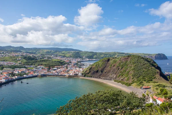 Azores takımadalarında yürüyün. Faial Adası 'nın keşfi, Azores. Portekiz, Horta