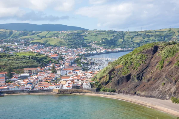 Azores takımadalarında yürüyün. Faial Adası 'nın keşfi, Azores. Portekiz, Horta