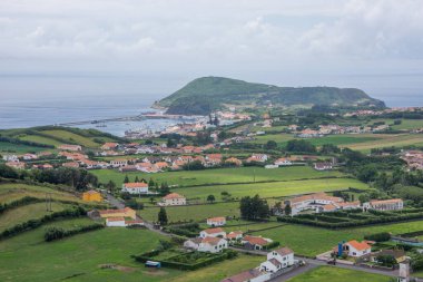 Azores takımadalarında yürüyün. Faial Adası 'nın keşfi, Azores. Portekiz, Horta