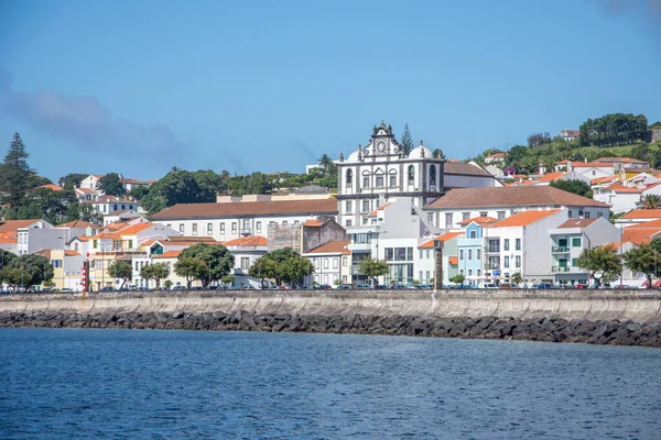 Azores takımadalarında yürüyün. Faial Adası 'nın keşfi, Azores. Portekiz, Horta