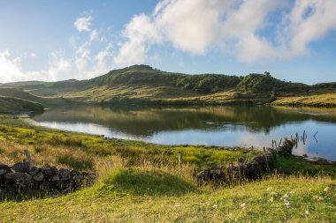 Azores takımadalarında yürüyün. Pico adasının keşfi, Azores. Portekiz. Madalena