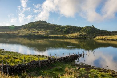 Azores takımadalarında yürüyün. Pico adasının keşfi, Azores. Portekiz. Madalena
