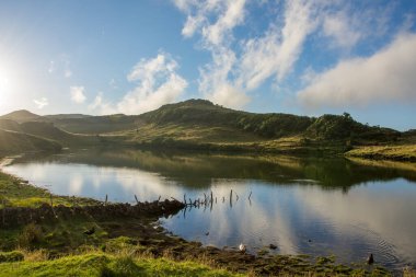 Azores takımadalarında yürüyün. Pico adasının keşfi, Azores. Portekiz. Madalena