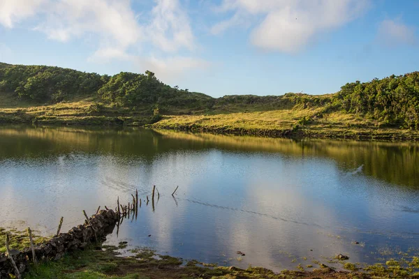 Azores takımadalarında yürüyün. Pico adasının keşfi, Azores. Portekiz. Madalena