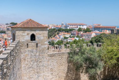Portekiz 'deki Lizbon şehrinin keşfi. Avrupa 'da romantik bir hafta sonu.