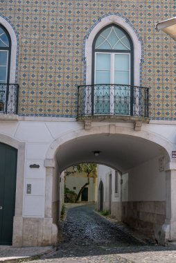 Portekiz 'deki Lizbon şehrinin keşfi. Avrupa 'da romantik bir hafta sonu.