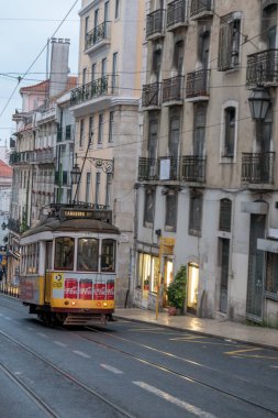 Portekiz 'deki Lizbon şehrinin keşfi. Avrupa 'da romantik bir hafta sonu.