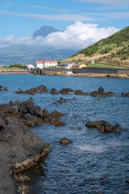 Azores takımadalarında yürüyün. Faial Adası 'nın keşfi, Azores. Portekiz. Avrupa.