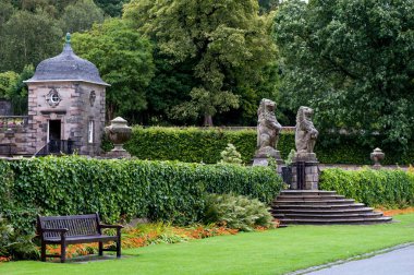 Pollok Country Park, Glasgow, Scotlan güzel yeşil bahçeler