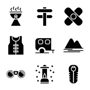 Kamp ikonu simgesi olarak barbekü, kamp, yemek pişirme, hayatta kalma, yol işareti, macera, can yeleği, karavan, dağ, manzara, dürbün, yürüyüş, kamp, fener, lamba, uyku tulumu, ekipman dahil