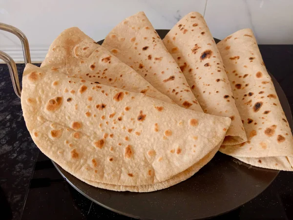 Indianbröd Eller Roti Framställt Fullkornsmjöl Eller Återfunnet Mjöl Utan Tillsats — Stockfoto