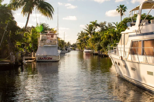 Kijk Van Een Boot Een Canal View Florida — Stockfoto