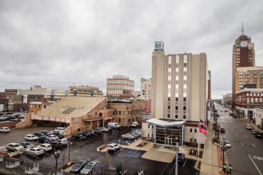 Lansing, Michigan, Abd - 14 Mart 2019: Lansing Michigan şehir merkezindeki Davenport Üniversitesi'nin dış cephesi. Davenport 1866 yılında kurulmuş ve çeşitli kampüs ile özel bir kar amacı gütmeyen üniversite ve online derece sunuyor.