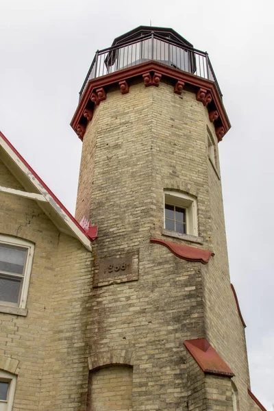 Mcgulpin Leuchtturm Vertikaler Ausrichtung Nahaufnahme Des Turms Mcgulpin Lighthouse Lake — Stockfoto