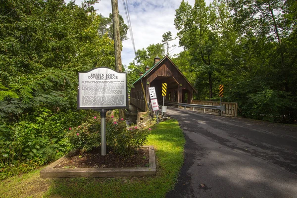 Emerts Cove Covered Bridge Condado Sevier Tennessee Esta Ponte Faz — Fotografia de Stock