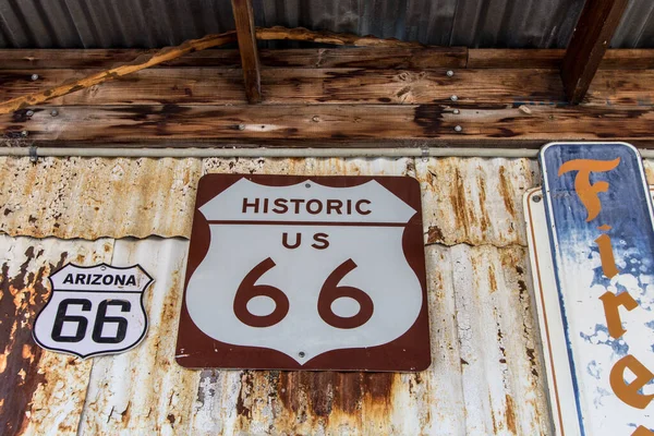 Hackberry Arizona Usa Února 2020 Rusty Historic Arizona Route Sign — Stock fotografie