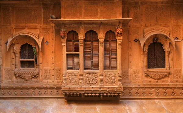 Wood Carved Windows Blue City Jodhpur Rajasthan India — стокове фото