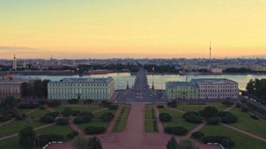 St. Petersburg 37 'nin hava manzarası