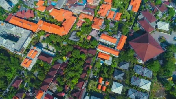 Vuelo con vistas a la ciudad de Bali en el Océano Índico 25 — Vídeos de Stock