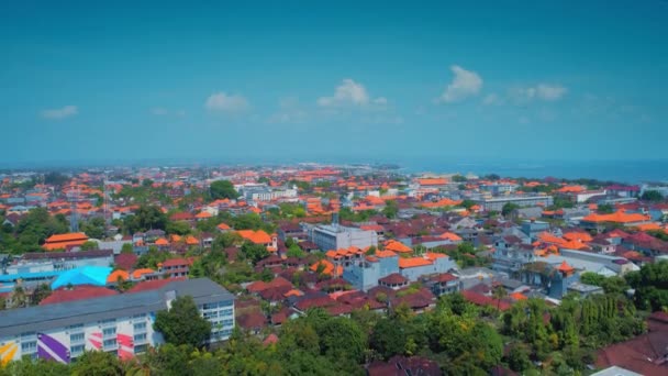 Voo com vista para a cidade de Bali no Oceano Índico 60 — Vídeo de Stock