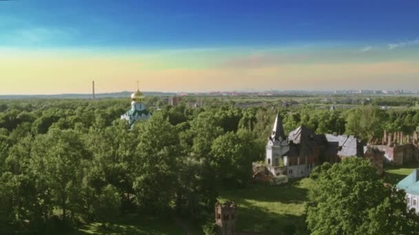 Vista de la ciudad en los suburbios de San Petersburgo 8 — Vídeo de stock