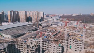 St. Petersburg 9 'da konut inşaatı