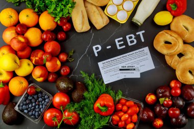 Doğu Brunswick, New Jersey 3 Ağustos 2020 Salgın-EBT kartı..