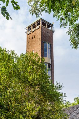 Eski Hollanda Kulesi