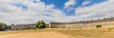 Bath, İngiltere'de Royal Crescent