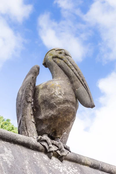 Muralla de animales cerca del castillo en Cardiff, Gales, Reino Unido —  Fotos de Stock