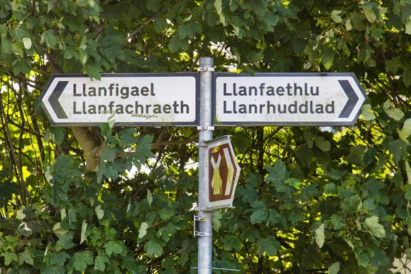 Village sign in Wales, UK — Stock Photo, Image