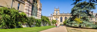 Oxford, İngiltere 'deki üniversite binası.