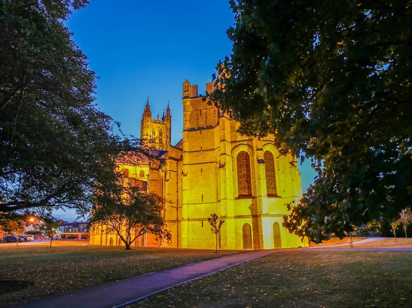 Catedral de Canterbury por la noche — Foto de Stock