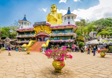 Altın Tapınak Dambulla Sri Lanka