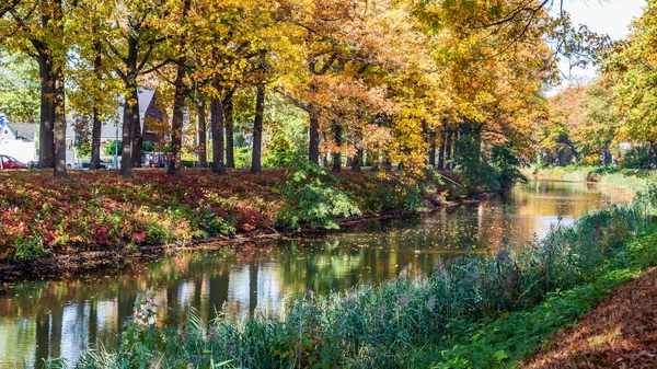 Dutch channel in autumn colors — Stock Photo, Image